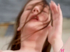 Solo Cute Babe Masturbating On The Boat In 4k