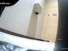 chinese girls go to toilet.498