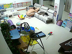 Hackers use the camera to remote monitoring of a lover's home life.628