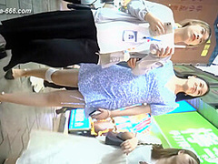 peeping chinese amateur upskirt.205