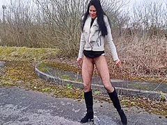 Nicky Brill In Outdoor With No Panties And Peeing 6 Min
