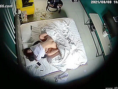 Hackers use the camera to remote monitoring of a lover's home life.634