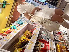 peeping chinese amateur upskirt.212