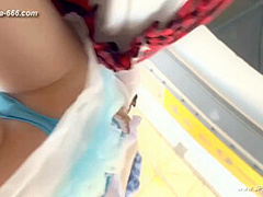 peeping chinese amateur upskirt.212