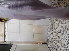 peeping chinese bath.83