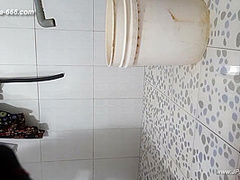 peeping chinese bath.83