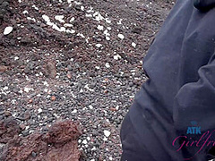 Virtual Vacation On Hawaii With Emma Hix 1/16