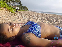 Virtual Vacation In Hawaii With Holly Hendrix Part 1