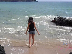 Virtual Vacation In Hawaii With Holly Hendrix Part 1