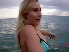 Virtual Vacation In Hawaii With Peyton Coast Part 1