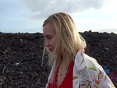 Virtual Vacation In Hawaii With Peyton Coast Part 1