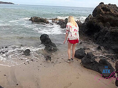 Virtual Vacation In Hawaii With Peyton Coast Part 1