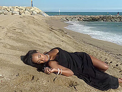 Stranded, Thankful & Horny: Dark Babe Swallows Big Cock - PornWorld
