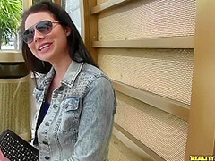 Sporty Girl - RealityKings with Kelly Diamond, Rj