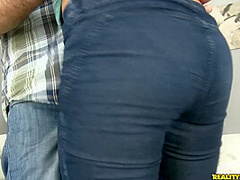 Pleasing Pussy - RealityKings with Ramon Nomar, Mali Luna