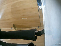 chinese girls go to toilet.326