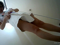 chinese girls go to toilet.327