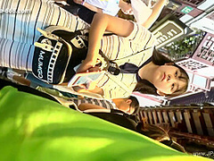 peeping chinese amateur upskirt.218