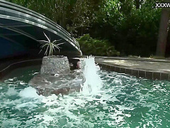 Hot Pornstar - Sexy Girls Eating Pussy By The Pool