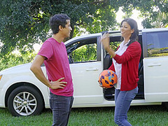 Soccer Mom Rescue - RealityKings with Alexis Fawx, Ricky Spanish