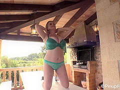 Maria Body - Holiday Green 1 - PinupFiles