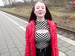 Stranger Outdoor Sex With Gorgeous Amateur