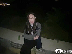 Nerdy babe gets plowed in the park