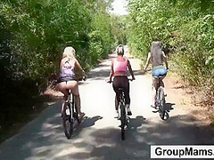 Low Riders! Mature Ladies Know How To Fuck By