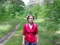 Tiny Emily - Deutsches Teen 18+ Von Fremden Typen Auf Dem Heimweg