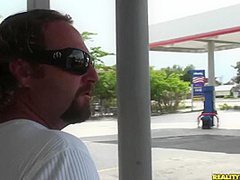 Lewd Outdoors - RealityKings with Tony Tigrao, Victoria Venturini