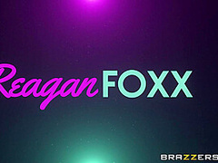 Cold Feet, Hot Tits With Reagan Foxx, Lucas Frost - Brazzers