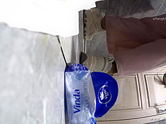 chinese girls go to toilet.527