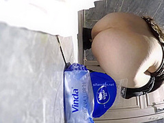 chinese girls go to toilet.527