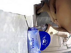 chinese girls go to toilet.527