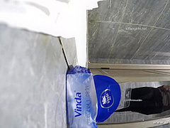 chinese girls go to toilet.527