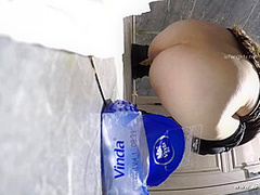 chinese girls go to toilet.527