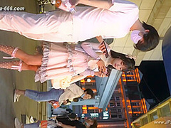 peeping chinese amateur upskirt.220