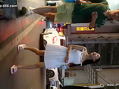 peeping chinese amateur upskirt.221