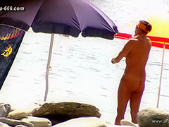 peeping Naturist Beach.42