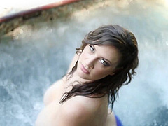 Lana Kendrick - Glorious Bubbles