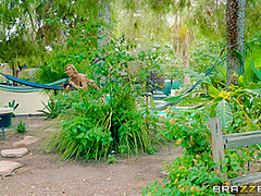 I Like Creeps With Jordi El Nino Polla, Cherie Deville - Brazzers