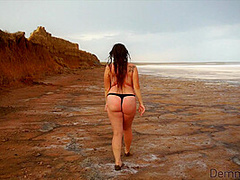 Demmy Blaze - Sexy Beach