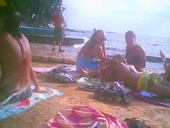 Upshorts dick flash for group of girls on beach