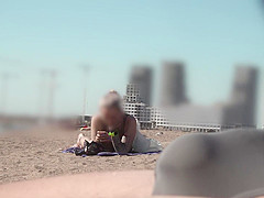 Bulge flash on beach