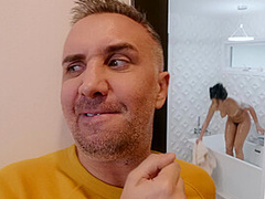 Bush Is Better With Keiran Lee, Kendra Spade - Brazzers