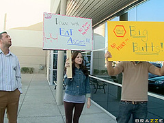 Strangers In Paradise With Keiran Lee, Jessica Moore - Brazzers