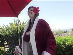 Lana Kendrick - Tropical Christmas 1