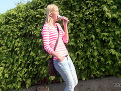 Sexy Blonde Prefer Van Than Bus And Fuck Bald Stranger 7 Min With Ria Sunn