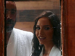 Turning Up The Heat With Seth Gamble, Jenna Foxx, Desiree Dulce - Brazzers