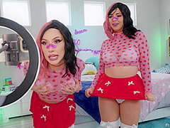 Sneaky Lookalike Camgirls Get Cocked With Bruce Venture, Jazmin Luv, Bella Luna - Brazzers